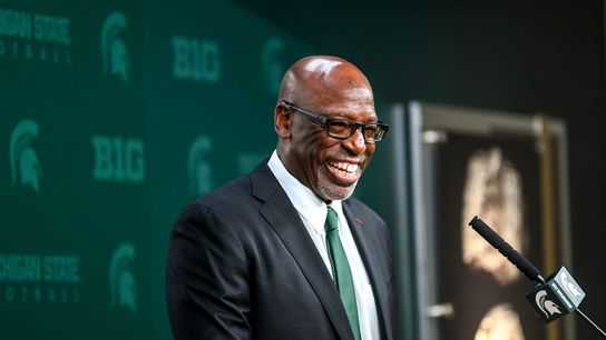 Under interim coach, Michigan State faces No. 8 Washington (College Football)