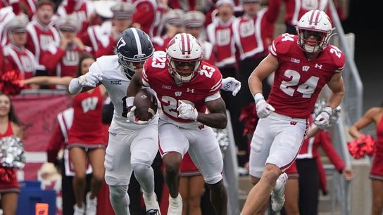Wisconsin awakens in second half, tops Georgia Southern (College Football)
