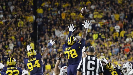 Bowling Green LB Demetrius Hardamon carted off field in Ann Arbor (College Football)