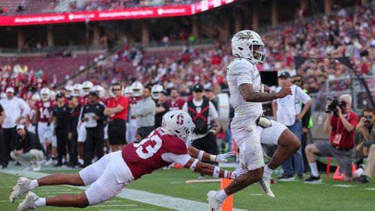 Sac State upends Stanford, former coach, 30-23 (College Football)