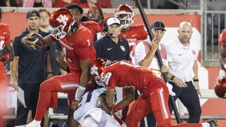 Houston seeks bounce-back effort vs. Sam Houston (College Football)