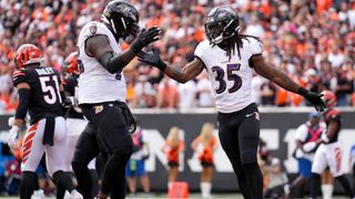 Pair of Ravens OL, RB Gus Edwards return to practice (NFL)