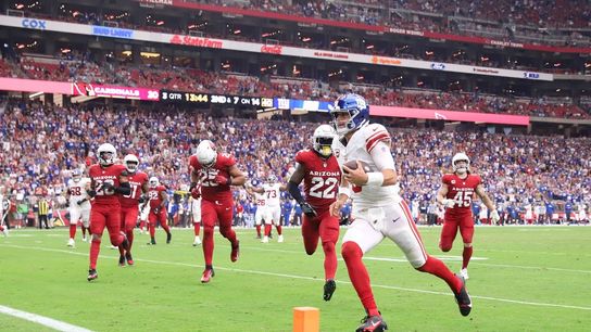Daniel Jones, Giants rally from 20-0 hole to stun Cardinals (NFL)
