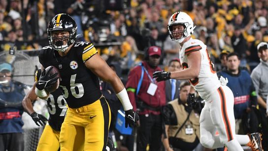 Defensive TDs lift Steelers to another home win over Browns (NFL)