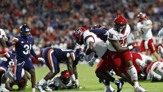 NC State edges Virginia on last-second field goal (College Football)