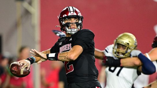 Indiana escapes with 4-overtime win over Akron (College Football)