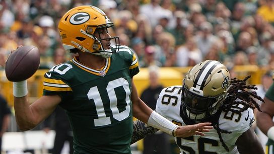 Jordan Love engineers comeback, Packers top Saints 18-17 (NFL)