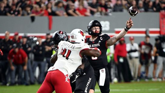 Defense carries Louisville to comeback win over NC State (College Football)