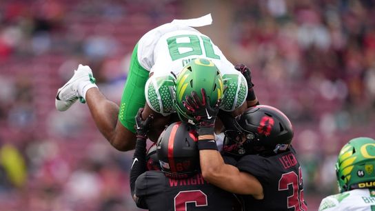 Bo Nix throws four TDs to help No. 9 Oregon roll past Stanford (College Football)
