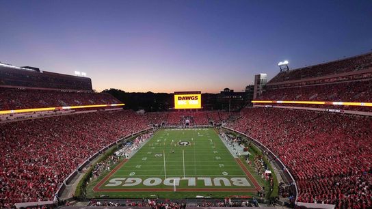 Georgia stays No. 1 as top five in poll remains unchanged (College Football)