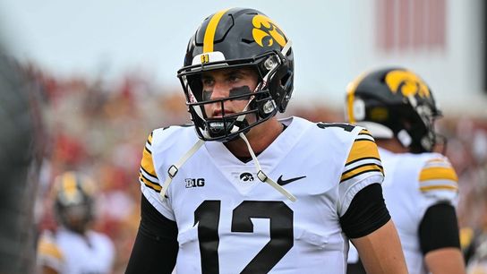 Iowa QB Cade McNamara vows to return in 2024 (College Football)