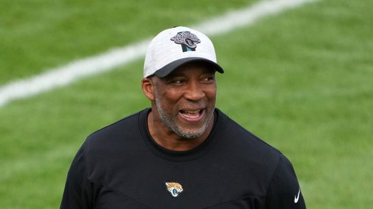 Jaguars fire running backs coach Bernie Parmalee (NFL)