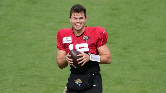 Report: Giants add QB Nathan Rourke (NFL)