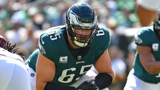 Eagles RT Lane Johnson injures ankle, exits in first quarter (NFL)