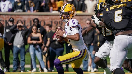 Jayden Daniels looks to stay hot as No. 22 LSU, Auburn clash (College Football)