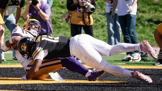No. 23 LSU rallies from 15 down, tops No. 21 Missouri (College Football)