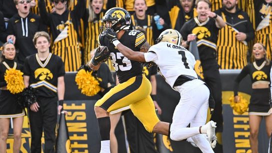Iowa loses TE Erick All to season-ending injury (College Football)