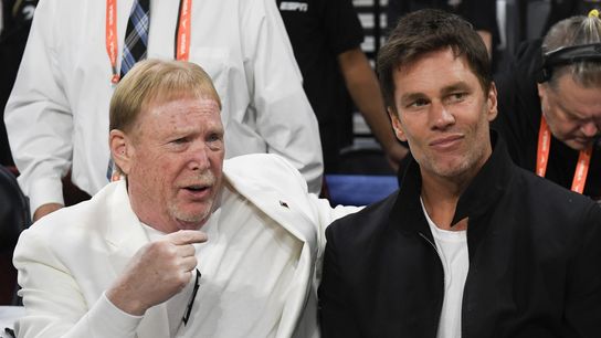 Report: Tom Brady's bid for stake in Raiders likely on hold (NFL)