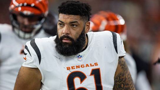 Bengals G Cody Ford signs 1-year contract (NFL)