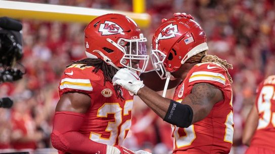 Chiefs LB Nick Bolton suffers dislocated wrist vs. Chargers (NFL)