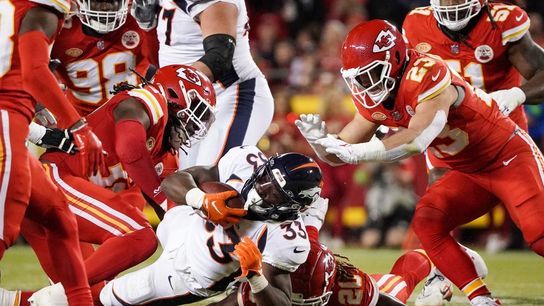 Broncos look to stop dismal start, host Packers (NFL)