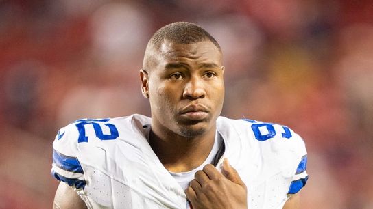 Reports: Commanders to sign DE Dorance Armstrong, C Tyler Biadasz (NFL)