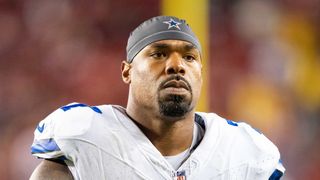 Report: Cowboys' Tyron Smith wants to return for 14th season (NFL)
