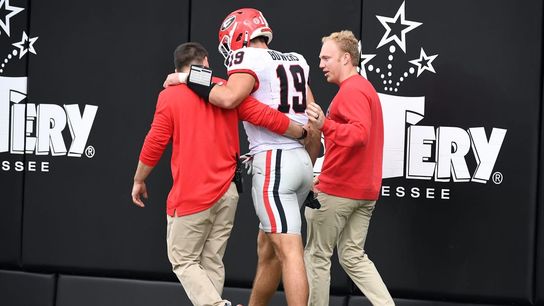 Georgia TE Brock Bowers injured vs. Vanderbilt (College Football)
