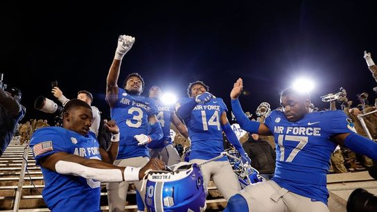 No. 22 Air Force back in rankings, battles rival Navy (College Football)