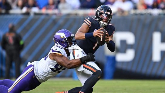 Justin Fields (thumb) doubtful for Bears in Week 8 (NFL)