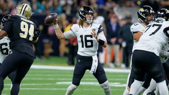 Trevor Lawrence tosses late TD as Jaguars survive Saints (NFL)
