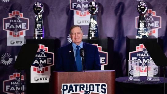 Report: Patriots' Bill Belichick signed long-term deal in offseason (NFL)