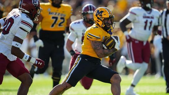 No. 20 Missouri scores early, cruises past South Carolina (College Football)