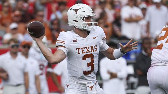 Texas QB Quinn Ewers (shoulder) upgraded to 'day-to-day' (College Football)