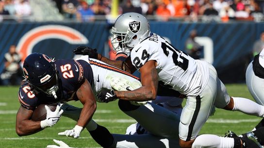 Reports: Raiders release veteran CB Marcus Peters (NFL)