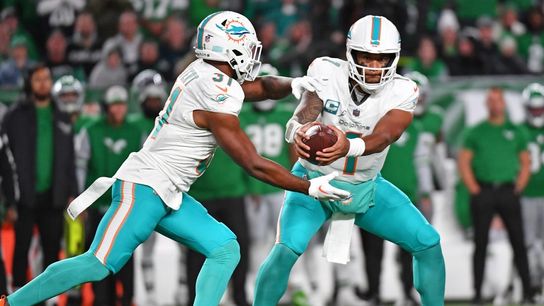 Dolphins look to rebound, host streaking Patriots (NFL)