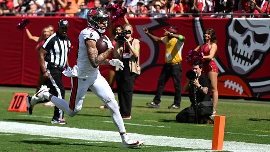 Buccaneers, chasing division lead, visit Texans (NFL)