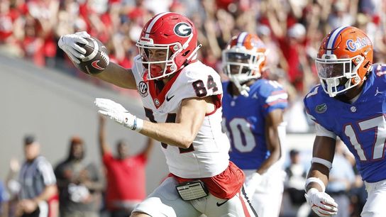 Carson Beck shines in homecoming as No. 1 Georgia routs Florida (College Football)