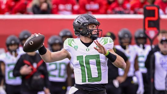 Bo Nix, No. 8 Oregon cruise past No. 13 Utah (College Football)