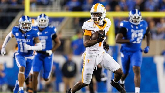 No. 17 Tennessee looks to avoid trap game vs. UConn (College Football)