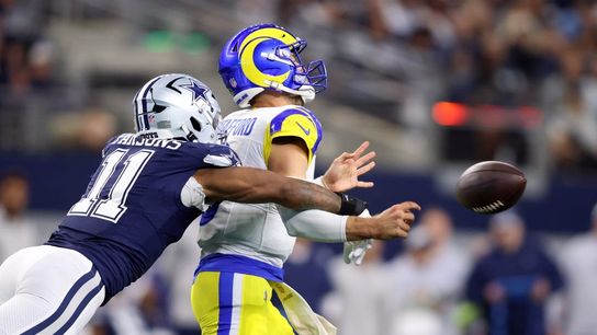 Rams QB Matthew Stafford (thumb) misses practice (NFL)