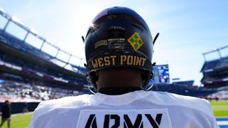 Army S Larry Pickett Jr. rescues man from burning car (College Football)