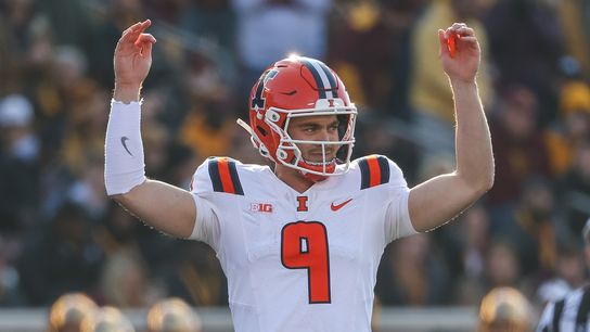 Illinois digs in for fight with neighbor Eastern Illinois (College Football)