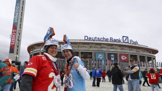 Chiefs stifle Dolphins' offense, grab key AFC win (NFL)