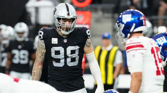 Raiders DE Maxx Crosby (knee) doubtful vs. Chiefs (NFL)