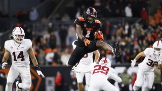 Oregon State demolishes Stanford, 62-17 (College Football)