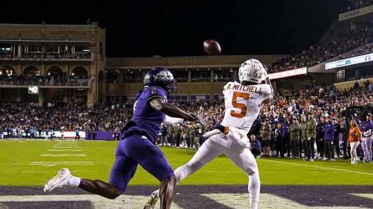 No. 7 Texas withstands late charge from TCU (College Football)
