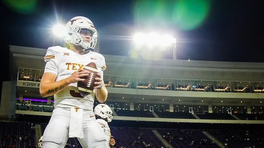 No. 7 Texas seeks stronger finish at Iowa State (College Football)