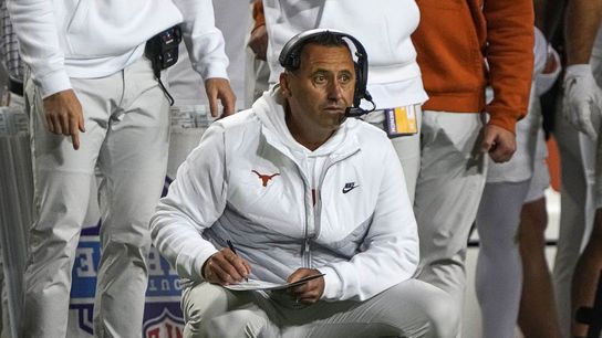 Texas' Steve Sarkisian: Helmet radios would end signal-stealing drama (College Football)