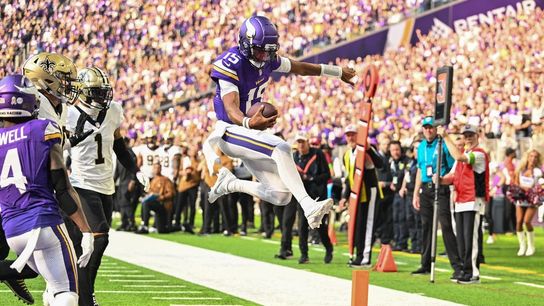 Joshua Dobbs continues to impress as Vikings beat Saints for 5th straight win (NFL)